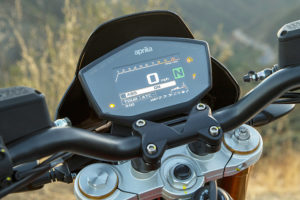 2018 Aprilia Dorsoduro 900 instrument panel